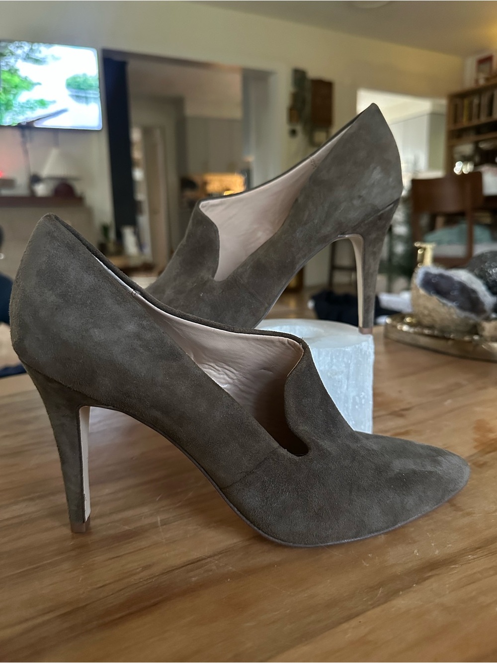Olive Suede Notch V-Cut High Heel Pump